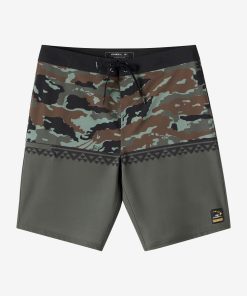Boy's Hyperfreak Heat Hawaii 17 Boardshorts
